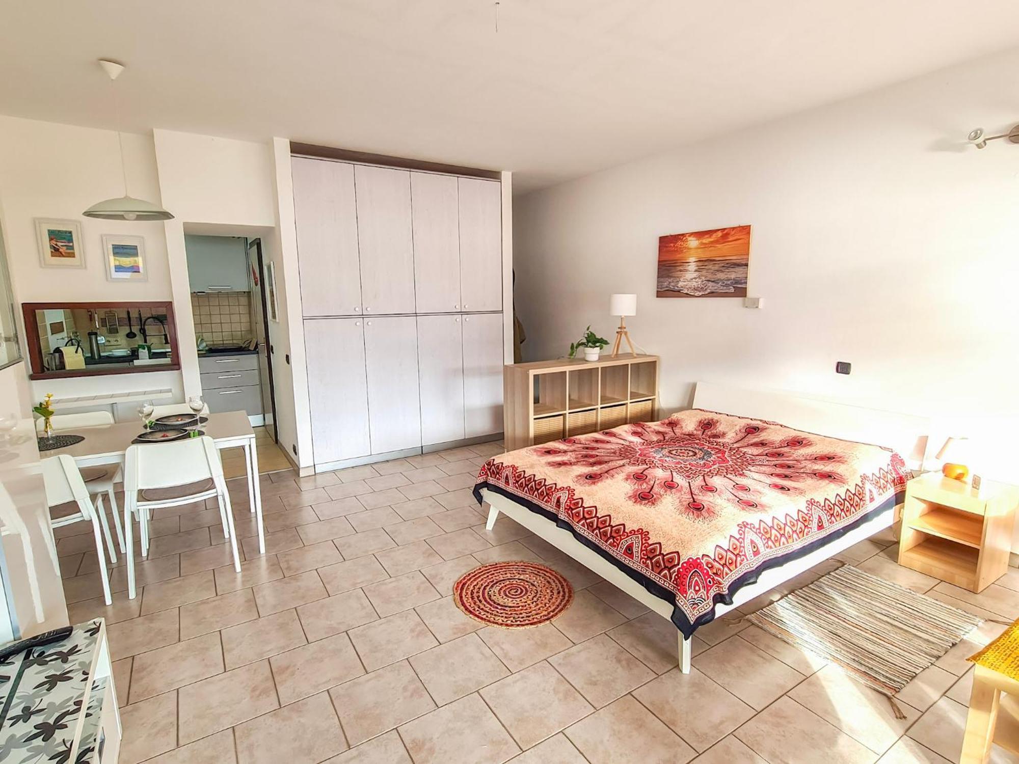 Residenz La Selva Studio-Apartments Ghiffa Room photo